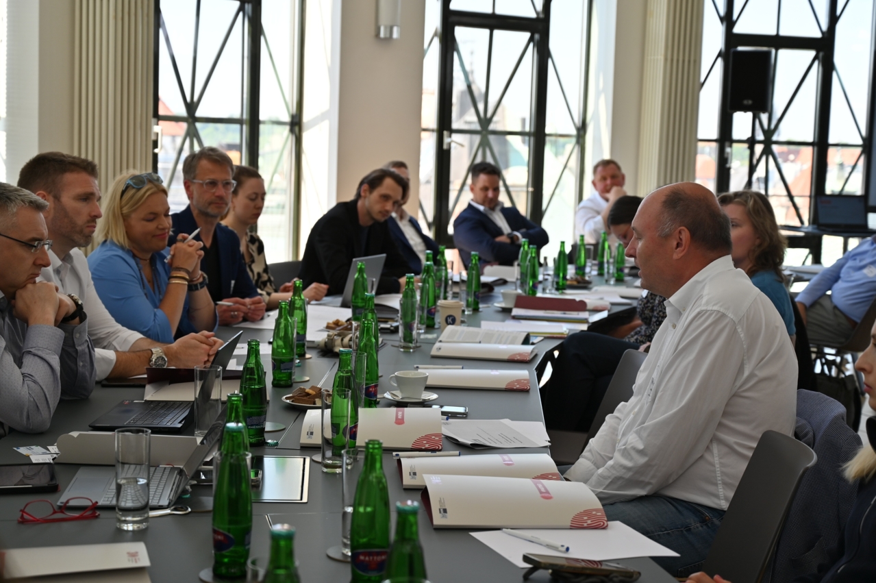 DTIHK Launched New Working Group: Digitalization, AI & HR